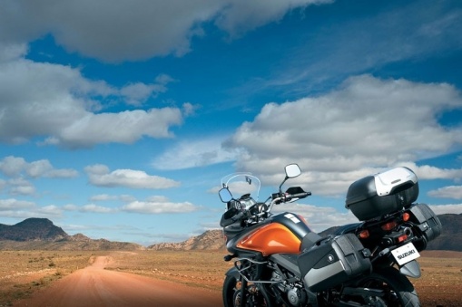 Les premières photos de la Suzuki V-Strom 2011 orange