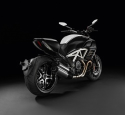 Ducati Diavel Edition Spéciale AMG