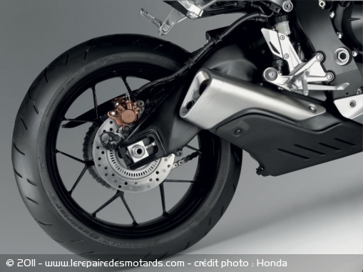 Honda CBR 1000 RR Fireblade 2012 dévoilée