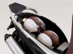 Nouveauté 2012: scooter Beverly Sport Touring 350 par Piaggio