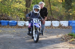 Stages d'initiation école Monneret pour les enfants de 7 à 13 ans sur circuit Monneret fermé et sécurisé