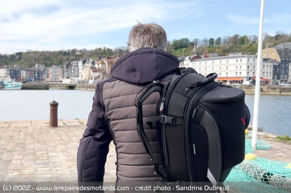 La sacoche Jetpack en configuration sac à dos La sacoche Jetpack en configuration sac à dos