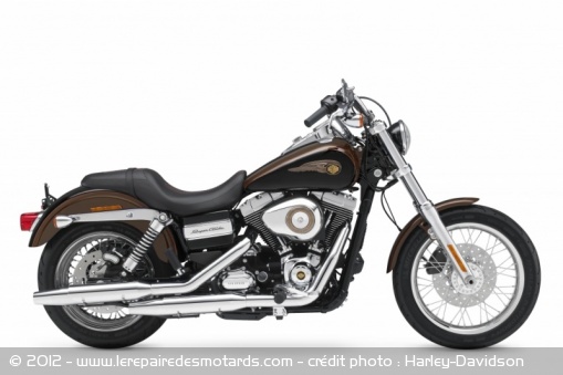 Harley-Davidson Super Glide Custom 110e anniversaire