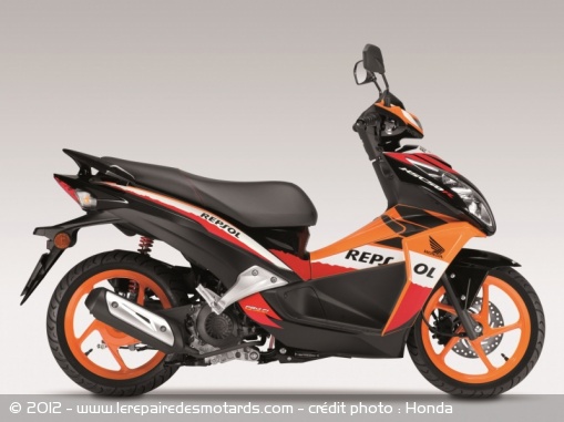 Nouveauté 2013 : scooter Honda NSC 50 R