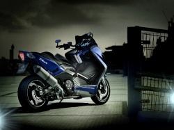 Yamaha TMAX 530 Hyper Modified