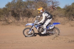 Roberts valide sa participation pour le Dakar 2014 - Crédit photo : ASO / Norman Barrett