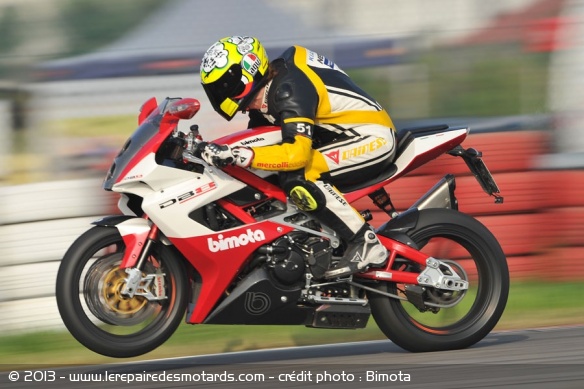 Marco Chiancianesi, président de Bimota, teste la DB8