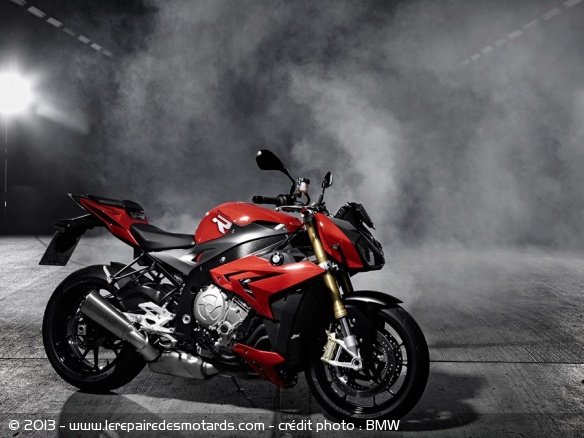 BMW S1000R