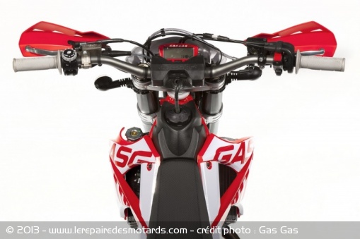 Gamme enduro Gas Gas 2014 guidon 4 temps EC450F