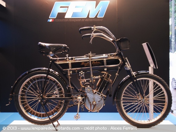 Salon Moto Lgende : une Magnat-Debon sur le stand FFM