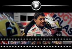 Vidéo : Lucio Cecchinello fête sa 20ème saison de paddock MotoGP