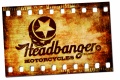 Les customs Headbanger chausss Pirelli