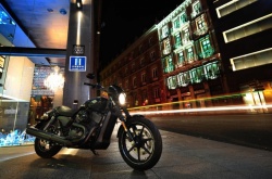 La Harley Street 750 moto de l'année en Inde