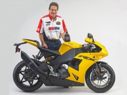 Erik Buell récompensé - crédit photo : Erik Buell Racing