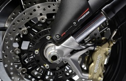Les MV Agusta 3-cylindres passent à l'ABS
