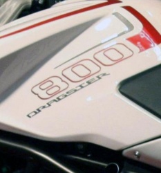 Un prix pour la MV Agusta Dragster 800