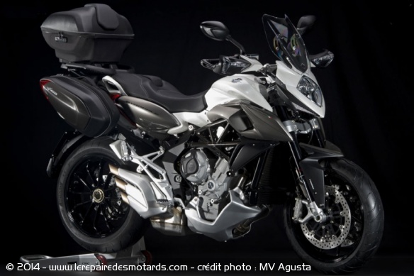 MV Agusta Stradale 800