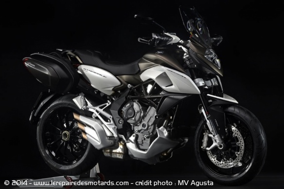 MV Agusta Stradale 800