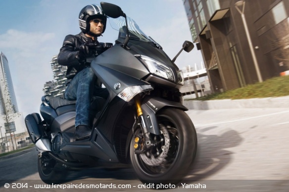 Scooter Yamaha Tmax Iron Max