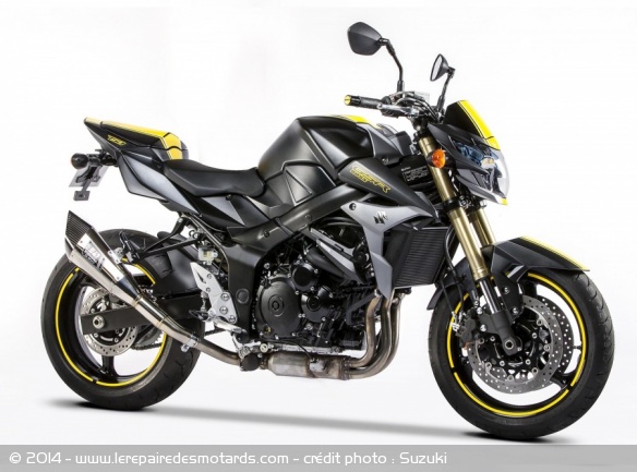 Suzuki GSR 750 Boss