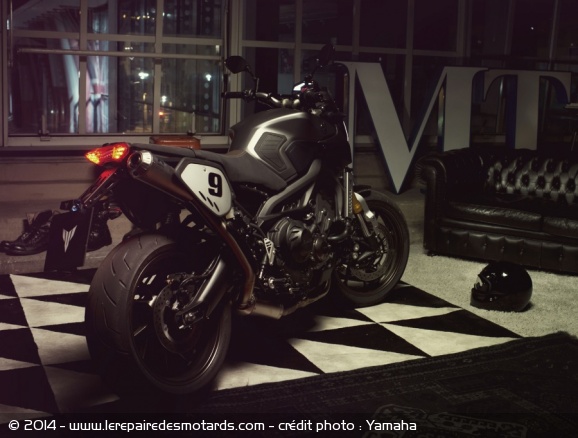 Yamaha MT-09 Street Tracker