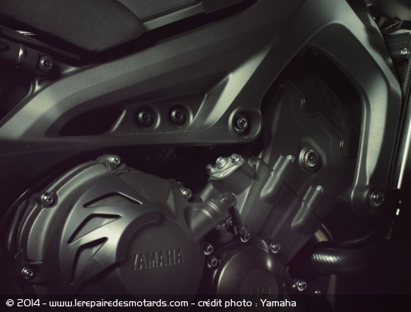 Yamaha MT-09 Street Tracker