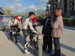 Dure journée pour Julien Toniutti qui perd du terrain sur Sébastien Lagut - Crédit photo : Moto Tour