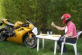 Il vend moto maîtresse