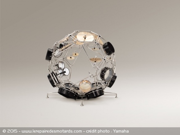 Exposition Yamaha Ah A May - Batterie