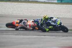 Rossi perd ses nerfs face à Marquez - crédit photo : MotoGP