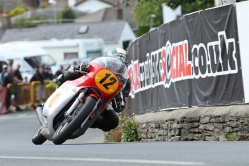 Classic TT : Harrison s'impose en ouverture - crédit photo : IOMTT