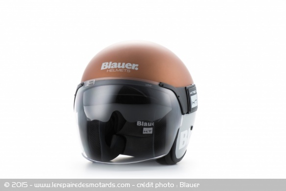 Le casque jet Blauer Pod en bronze mat
