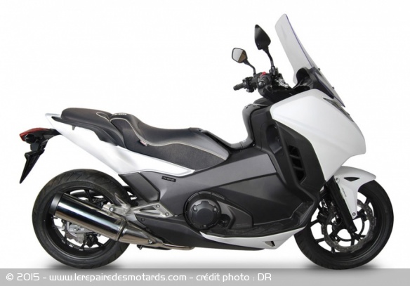 Shad style - selles chauffantes pour Honda Integra 750