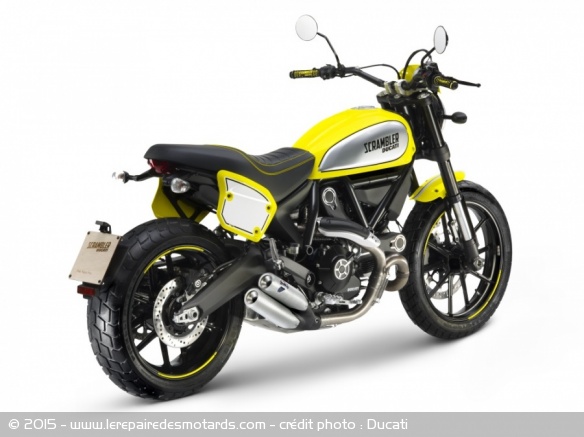 Ducati Scrambler Flat Track Pro trois quart arriere