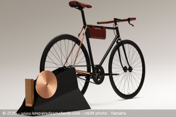 Exposition Yamaha Ah A May - Vélo