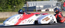 L'équipage Delannoy / Rousseau titré en sidecar - crédit photo : FFM