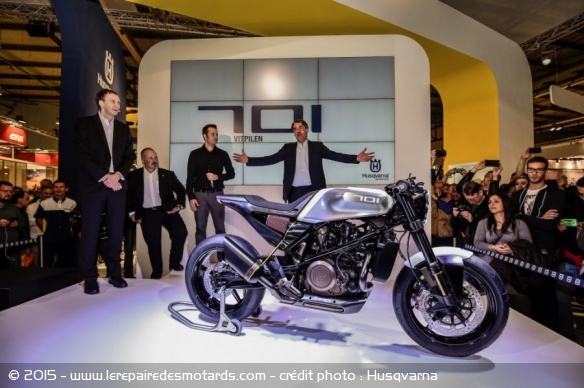 Le constructeur annonce la commercialisation des Vitpilen lors de l'EICMA Le constructeur annonce la commercialisation des Vitpilen lors de l'EICMA