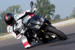 L'Aprilia Tuono V4R bénéficie d'une remise de 2.000 euros