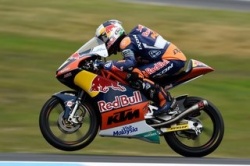 Moto3 : Binder en pole en Malaisie