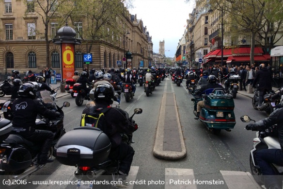Motards et scootéristes ont répondus présents à l'appel de la FFMC
