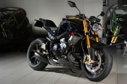 Ariel Ace R