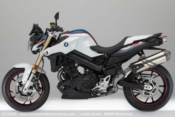 BMW F800 R de profil
