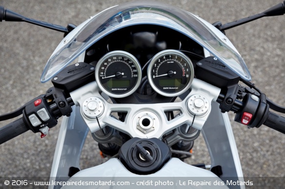 BMW R nineT Racer, tableau de bord