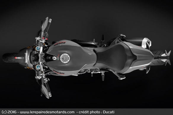 Le Monster 1200 S conserve sa plastique habituelle Le Monster 1200 S conserve sa plastique habituelle