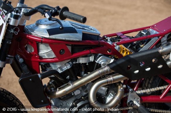 Cadre tubulaire, V-Twin... tout a été repensé sur cette FTR750 Cadre tubulaire, V-Twin... tout a été repensé sur cette FTR750