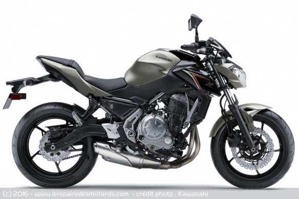 Kawasaki Z650 gris