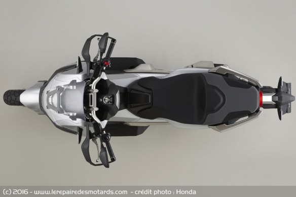 Scooter Honda X-ADV de dessus
