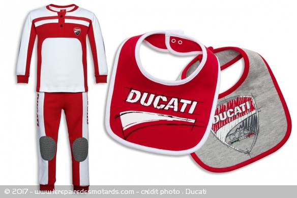 Un pyjama 'racing' pour les plus jeunes