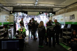 24H Motos : le warm-up, vu des stands