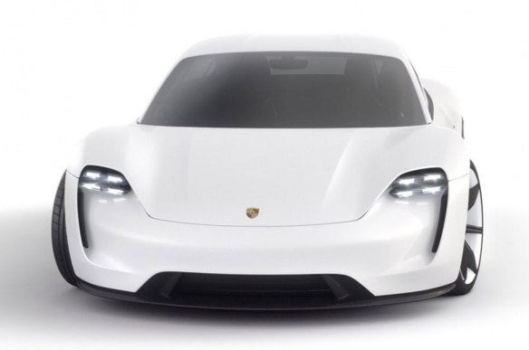 voiture électrique Porsche Mission E